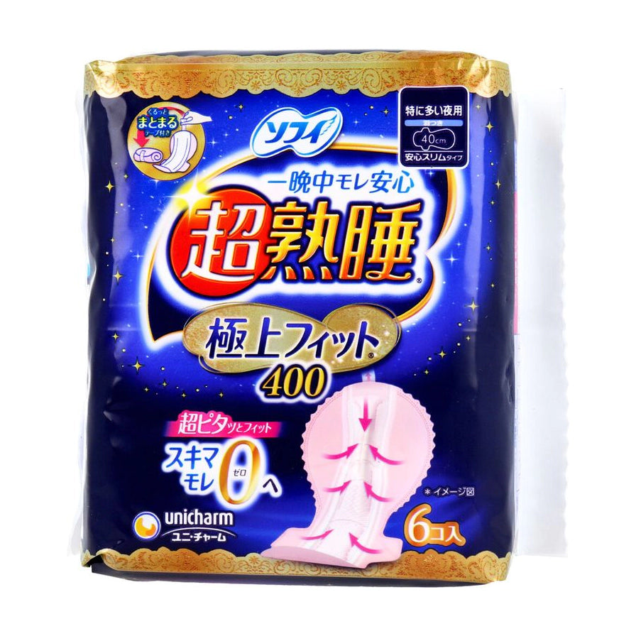 苏菲 SOFY 超熟睡极上贴合夜用卫生棉 40cm 6片装包装正面图，深蓝色背景点缀星光，显示产品具有极上贴合技术和 400mm 长度。