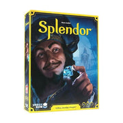 《Splendor 璀璨宝石》桌游盒装正面图，盒面为人物手持蓝色宝石的插画