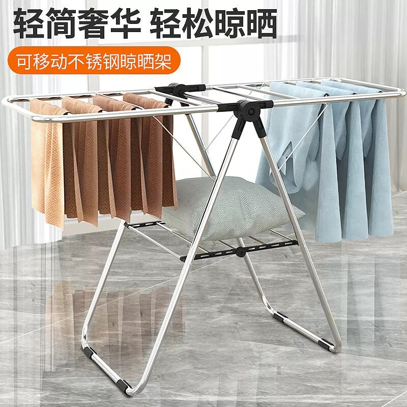 不锈钢落地双层晾衣架正面展示，结构稳固，适合小户型公寓晾晒衣物和床单。