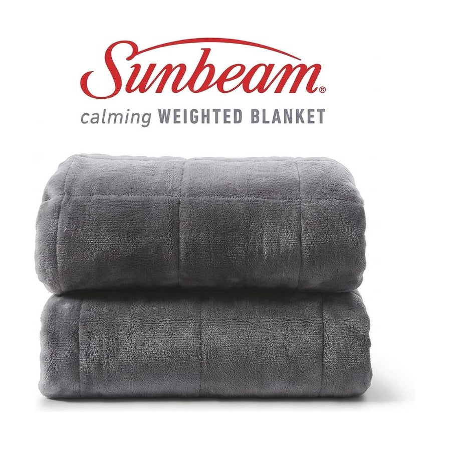 Sunbeam 灰色天鹅绒加重毯折叠展示，上方带有 Sunbeam 品牌标识和 Calming Weighted Blanket 字样。