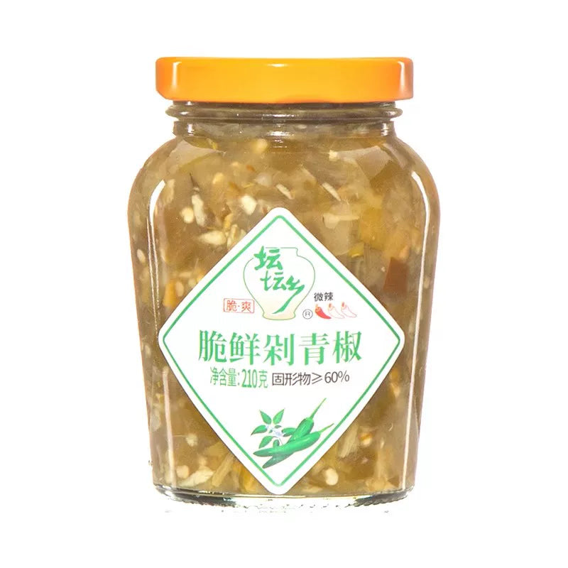 坛坛乡脆鲜剁青椒 210g 玻璃瓶装正面图，展示湖南特产青椒酱标签