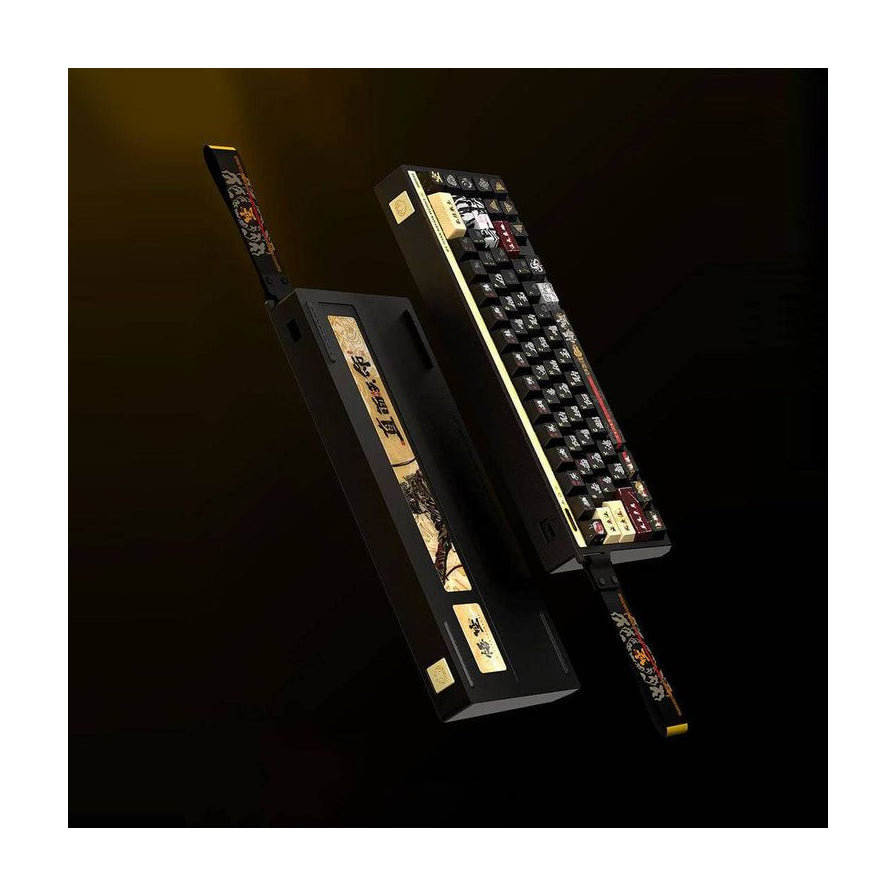 两把 TITAN 68 PRO HE 磁轴键盘以斜向悬浮姿态展示，分别呈现正面键帽布局与背面定制玻璃背板设计。