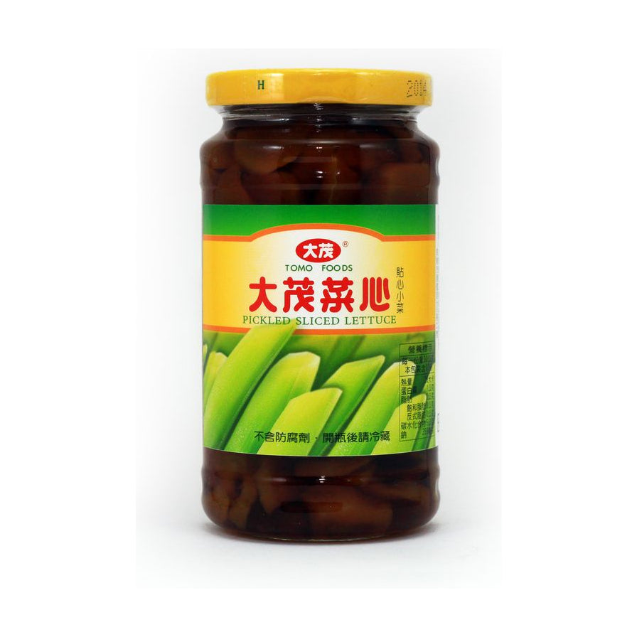 大茂菜心玻璃瓶装，正面标签显示大茂品牌LOGO及菜心产品名称，背景为绿色蔬菜图案。