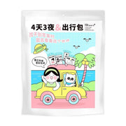 TTR 4天3夜出行包一次性洗护套装的正面包装图，白色密封袋上印有卡通插画，包含内裤、马桶垫、毛巾和浴巾的配置说明。