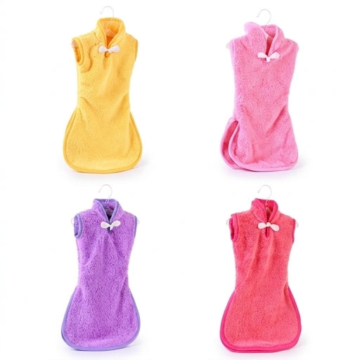 Universal 居家挂式擦手巾独立包装展示，简约设计适合租房厨房与卫生间使用