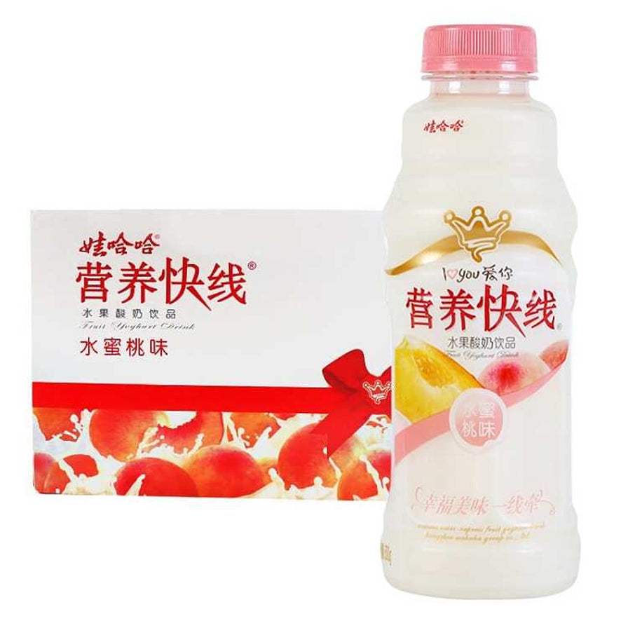 哇哈哈营养快线水蜜桃味单瓶与整箱包装展示，白色礼盒印有水蜜桃图案。