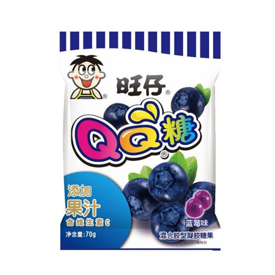 旺旺旺崽QQ糖蓝莓味包装，蓝色调设计，背景为蓝莓果实图案，标注添加果汁。