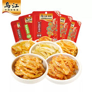 乌江榨菜特惠组合装主图，展示五款经典口味的小包装集合