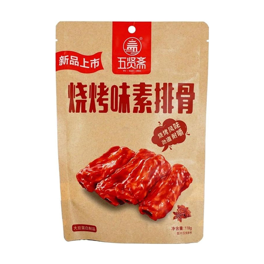 五贤斋香辣素牛肉包装正面图，展示了切片状的素牛肉和红辣椒图案，标注净含量108克。