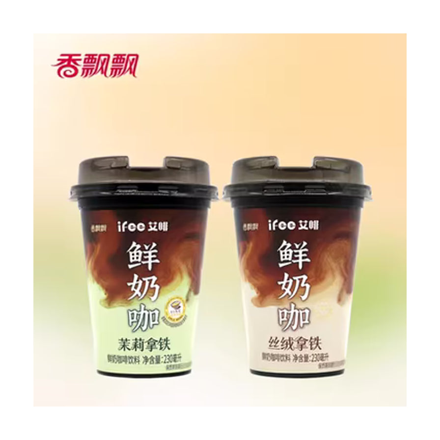 香飘飘艾咖丝绒拿铁与茉莉拿铁双杯并排展示，瓶身可见品牌 Logo、口味名称及净含量 230ml 字样。