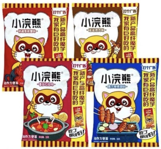 小浣熊干脆面整箱包装，包含多种口味的独立小包干吃面。