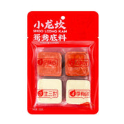 小龙坎鸳鸯火锅底料包装正面图，红色袋装内含两块红油和两块三鲜底料，净含量 320 克。