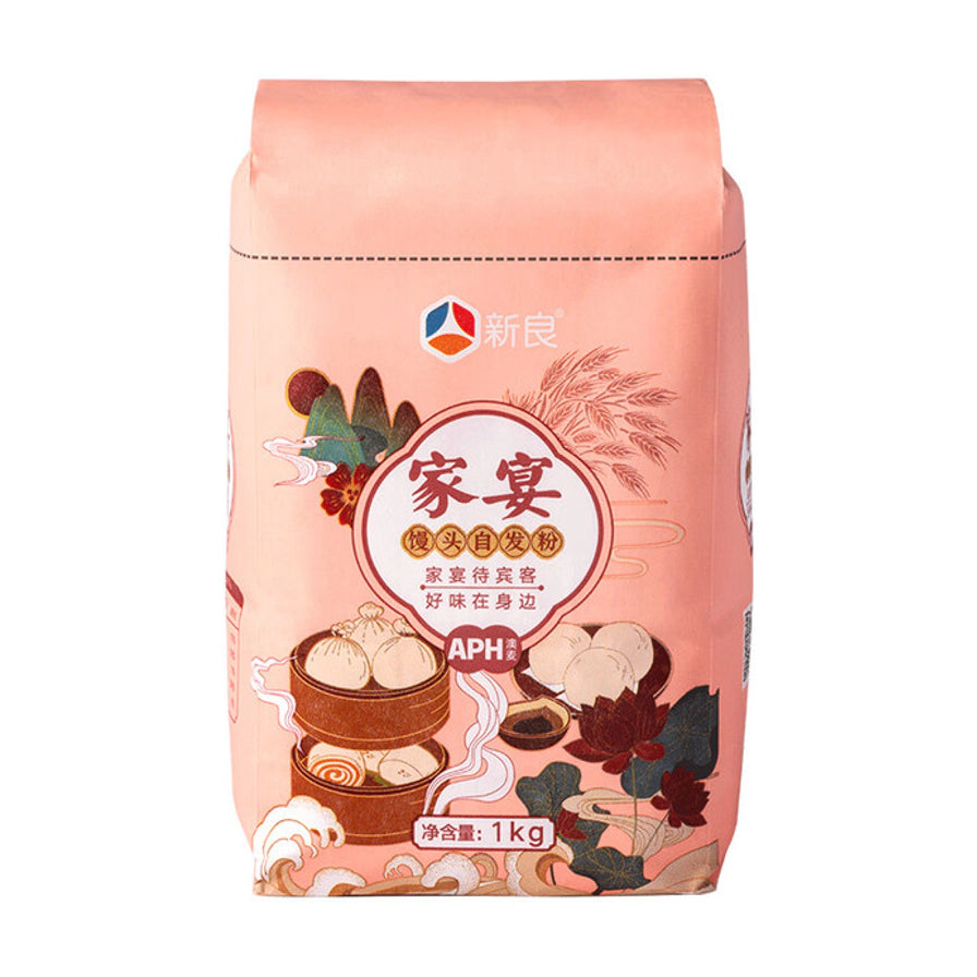 新良馒头自发粉1kg包装正面图，粉色包装袋印有家宴字样及蒸屉馒头插画。