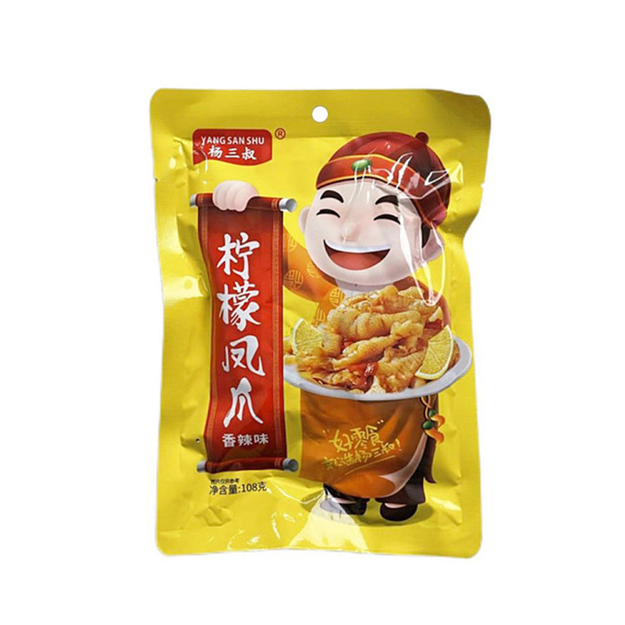 杨三叔柠檬凤爪香辣味108g包装图，黄色袋装，印有卡通人物形象和柠檬凤爪实物图。