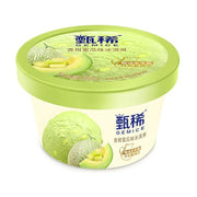 伊利甄稀青柑蜜瓜味冰淇淋90g杯装，白色杯身配绿色杯盖，包装印有蜜瓜切片和冰淇淋球图案。