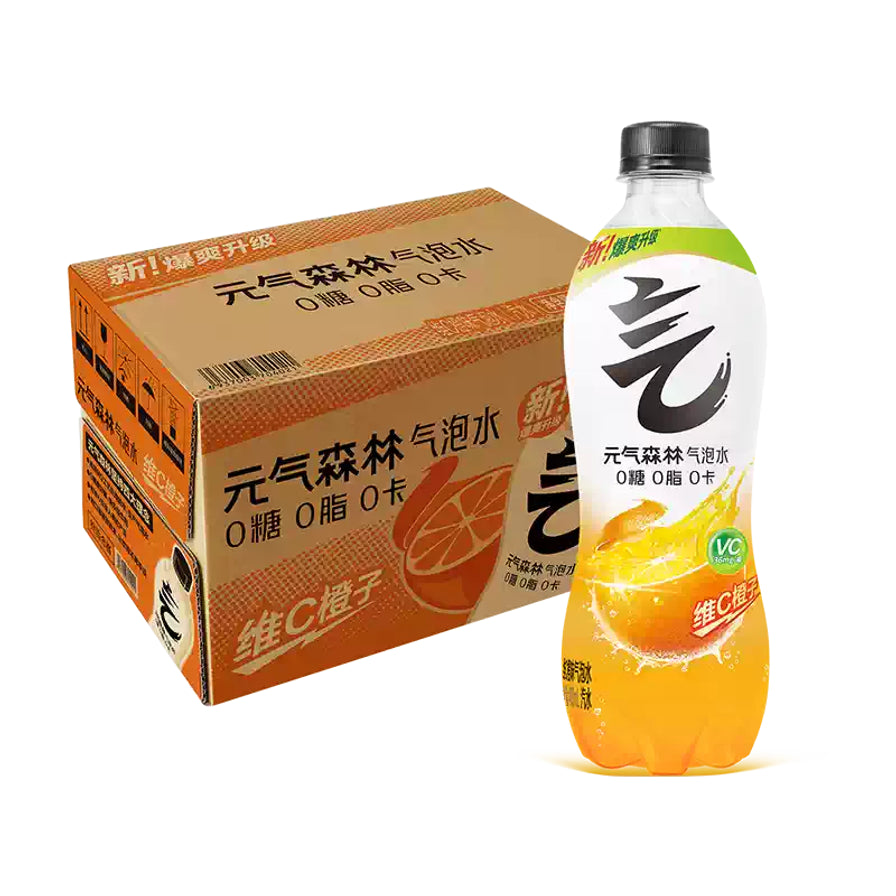 元气森林维C橙子味气泡水单瓶与整箱包装展示，纸箱上印有维C橙子字样。