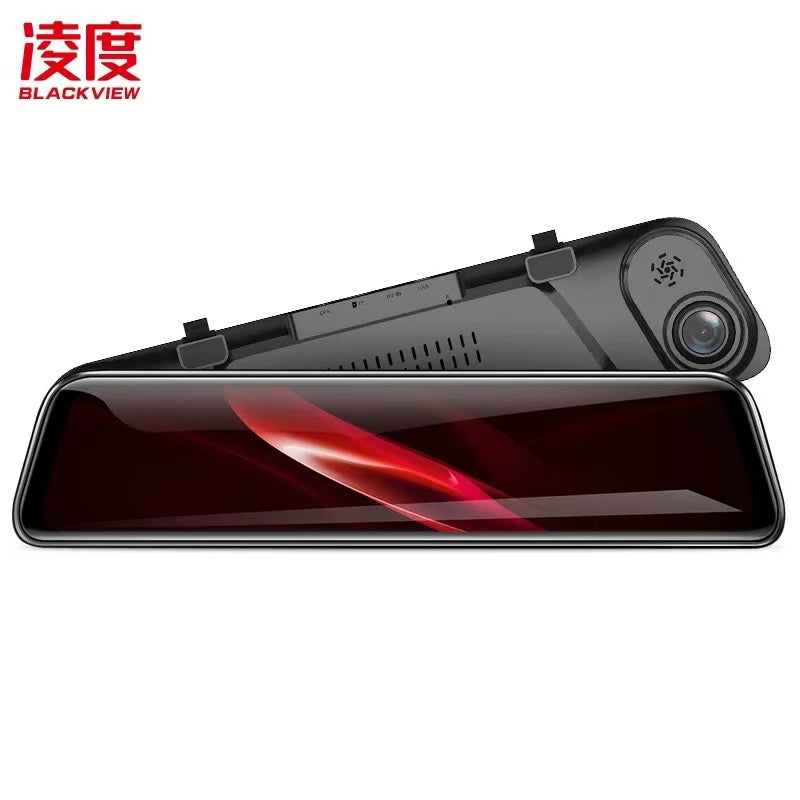 凌度 Blackview 流媒体行车记录器主机与后视摄像头展示，含品牌 Logo