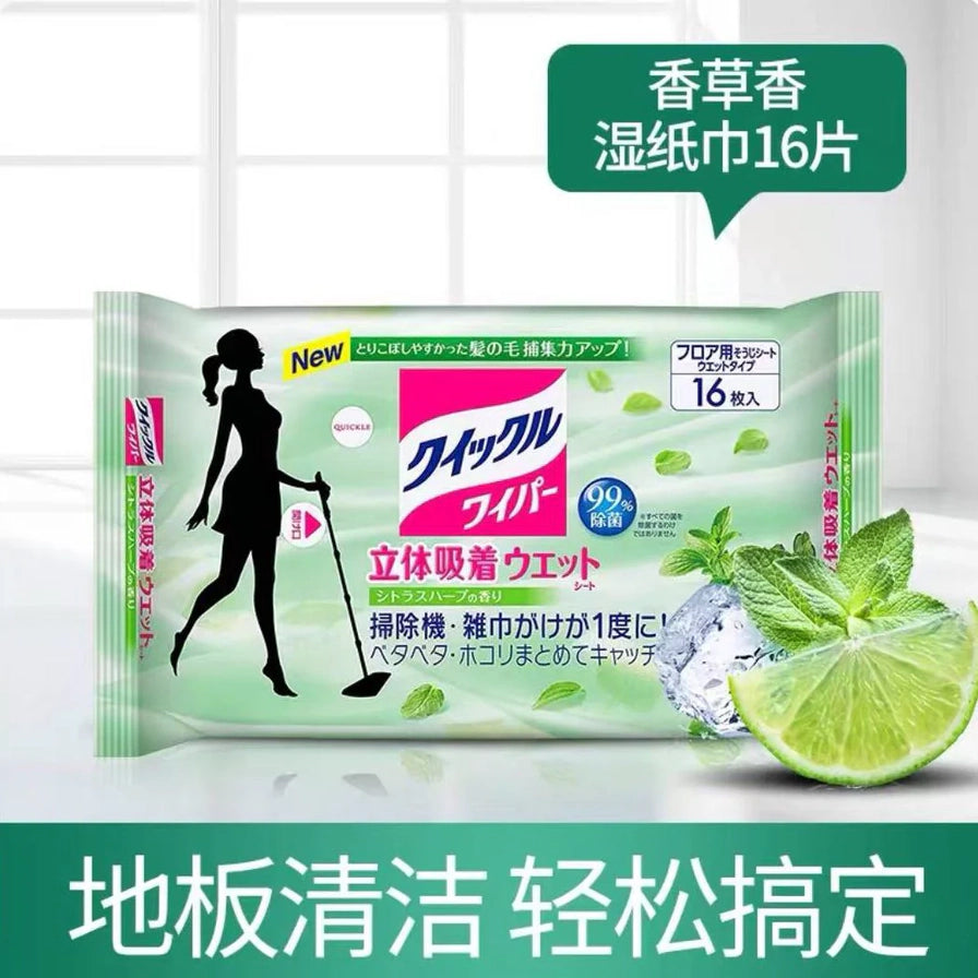 花王 Quickle Wiper 地板清洁湿纸巾宣传图，上方带有“香草香湿纸巾16片”绿色标签，下方有“地板清洁 轻松搞定”中文字样，背景展示了薄荷与青柠元素。