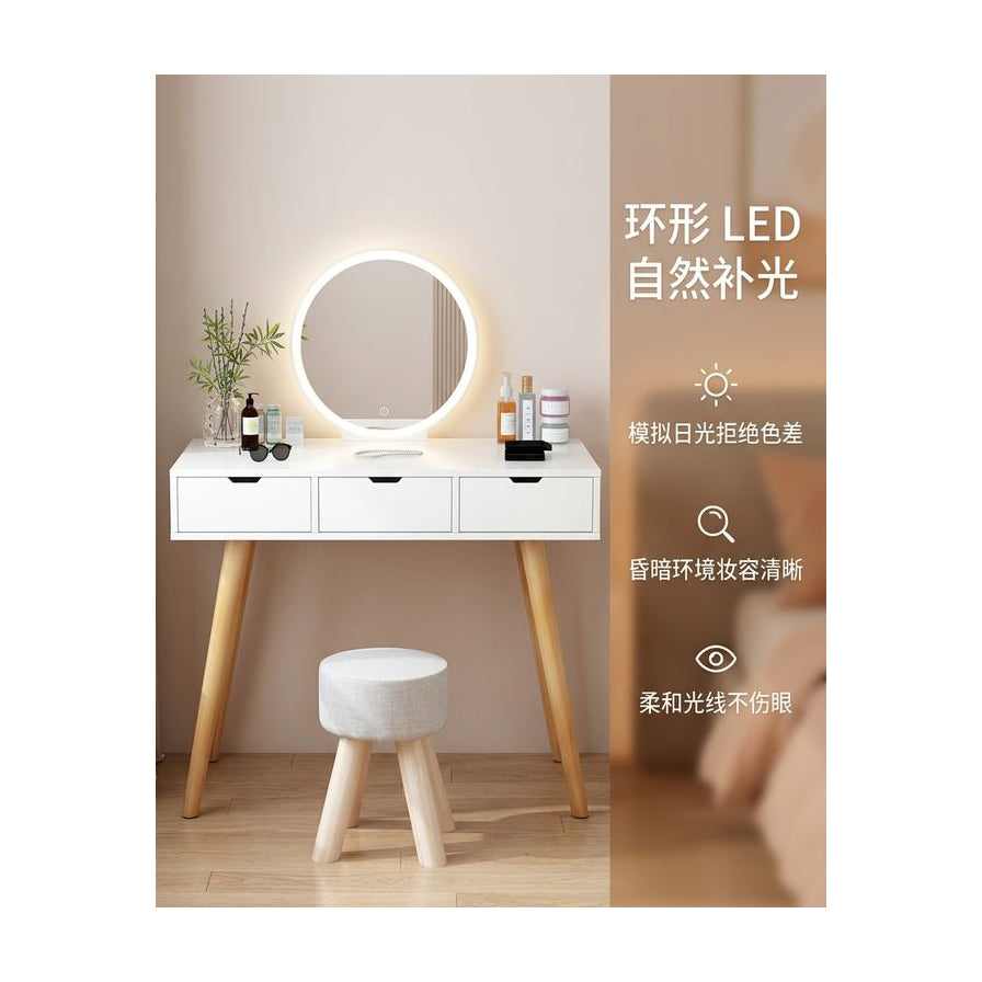 环形 LED 自然补光功能演示图，镜子亮起暖光，右侧配有中文卖点说明文字。
