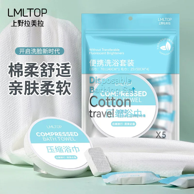 LMLTOP 压缩洗浴套装展示，含独立包装圆饼与展开后的白色棉柔浴巾，背景有中文宣传文案。