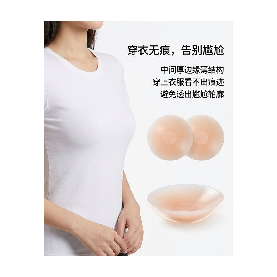 模特身穿白色 T 恤展示穿着效果，右侧配有产品细节图及中文卖点说明文字。