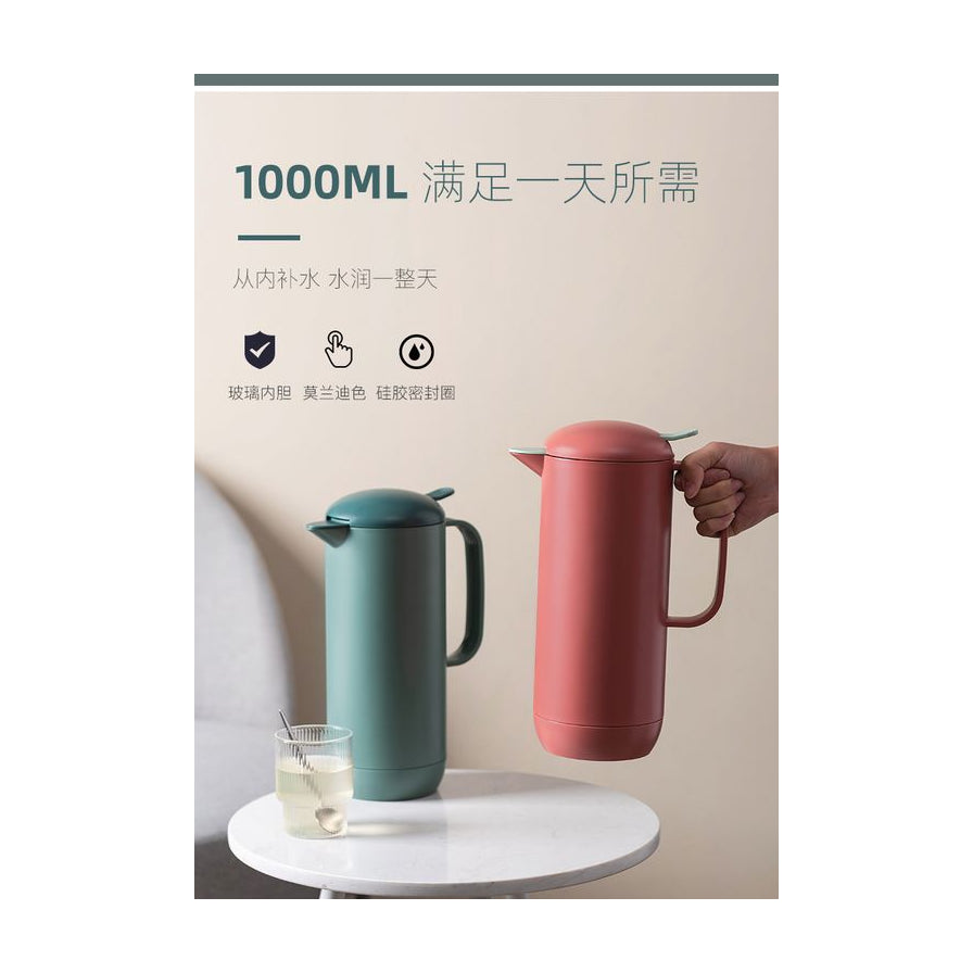 手提红色保温壶的场景图，背景包含1000ml大容量、玻璃内胆、莫兰迪色和硅胶密封圈等中文卖点说明。