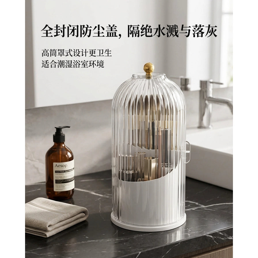 浴室洗手台场景中的收纳盒特写，配有中文说明文字强调全封闭防尘盖隔绝水溅与落灰的功能。
