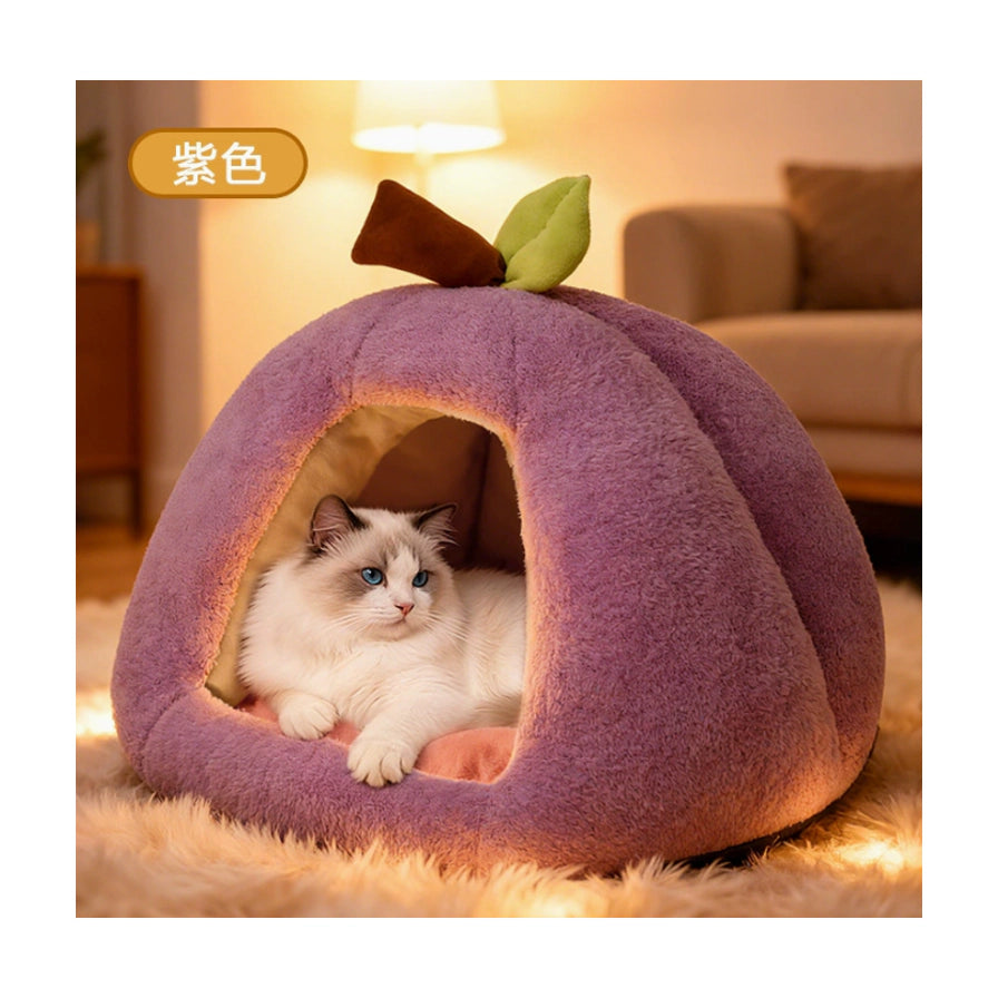 一只布偶猫趴在紫色的蒙古包宠物窝内，左上角带有“紫色”字样的标签，背景为温馨的室内家居环境。