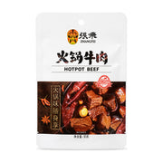 张飞火锅味牛肉30克包装正面图，白色背景，包装上印有张飞脸谱Logo、火锅牛肉字样及麻辣牛肉块实物图。