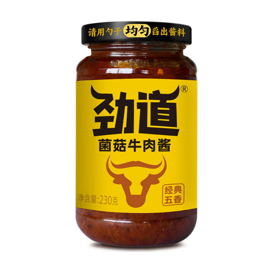 仲景劲道菌菇牛肉酱经典五香口味230g瓶装，黄色标签，正面印有牛头图案和劲道字样。